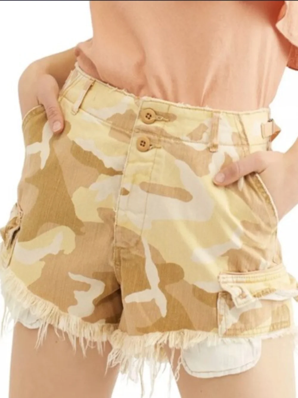 We The Free Desert Camo Frayed Hem Cargo Shorts - Tan